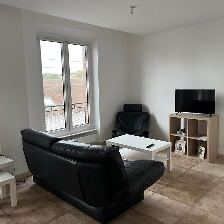 Appartement Le Relais De Saint Loup 1 A 66 Personnes à Montereau-faut-Yonne Extérieur photo