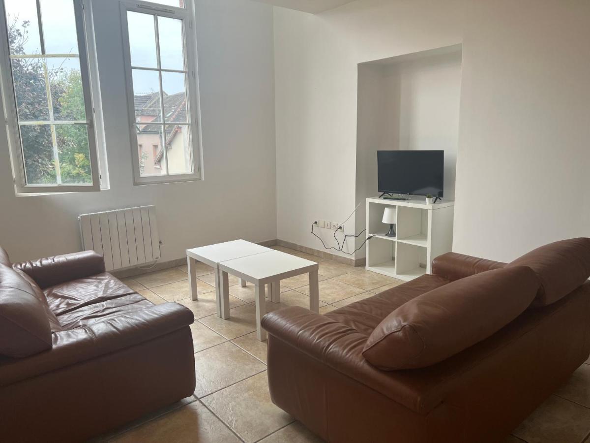 Appartement Le Relais De Saint Loup 1 A 66 Personnes à Montereau-faut-Yonne Extérieur photo